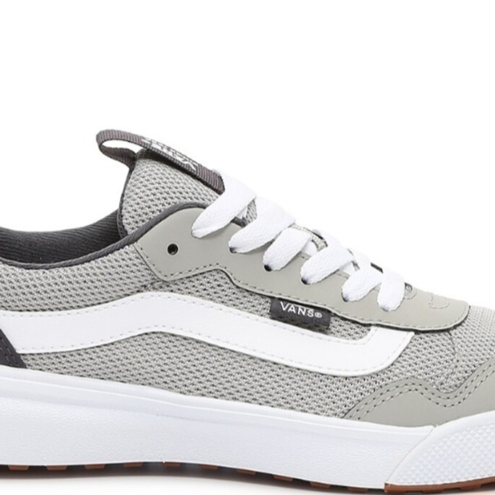 Vans Range Low-Top Sneaker